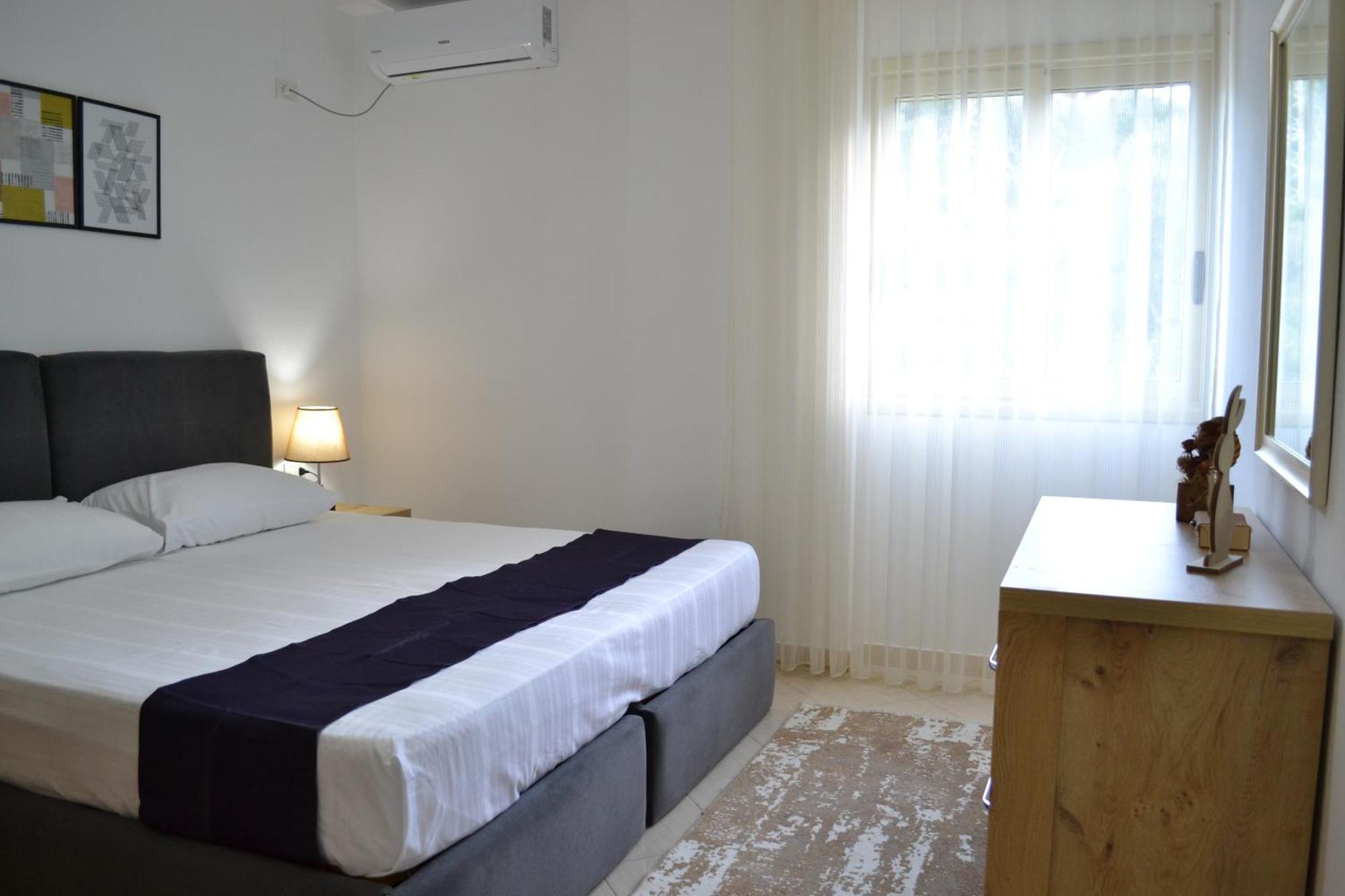 Seaview Gateway 2 Bedrooms Apartment & Garage Vlorë 외부 사진