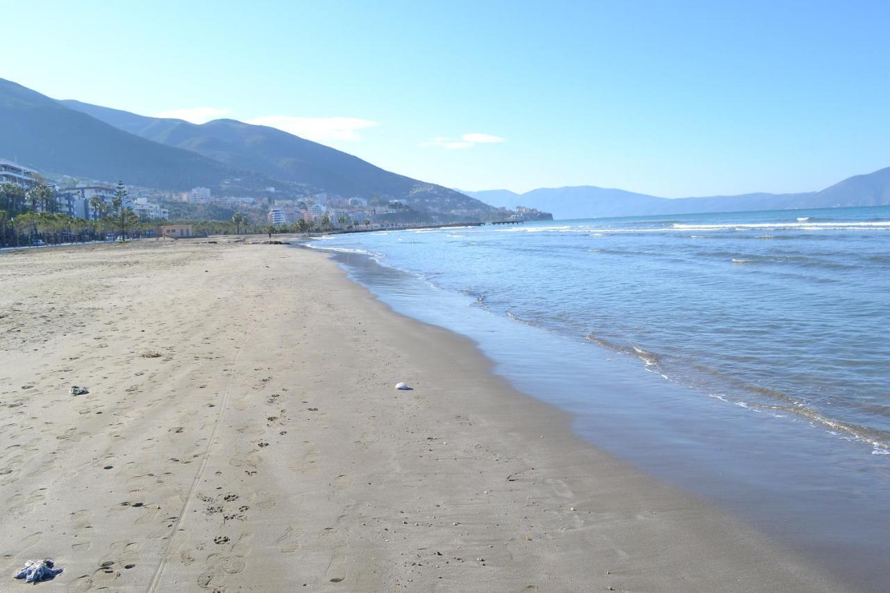 Seaview Gateway 2 Bedrooms Apartment & Garage Vlorë 외부 사진